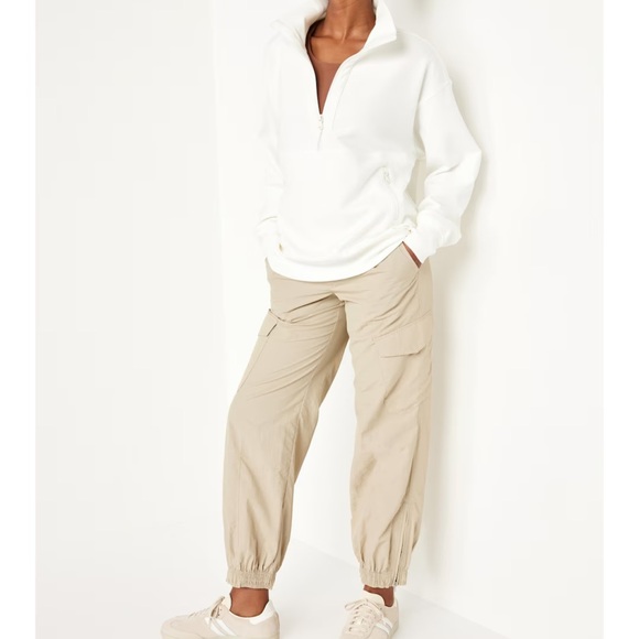 NWT OLD NAVY High-Waisted Ankle-Zip Cargo Joggers   Color: A Stone's Throw  MED - Picture 3 of 9